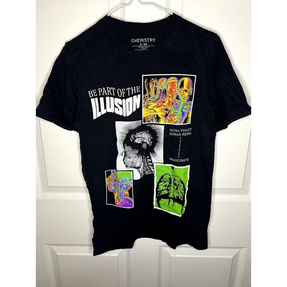 Chemistry size S Graphic tee